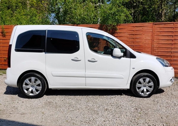Citroen Berlingo cena 30900 przebieg: 178740, rok produkcji 2014 z Płock małe 466